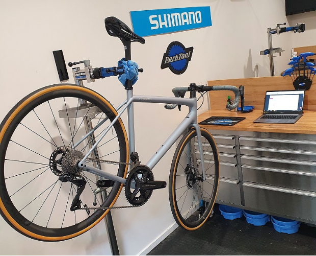 We service all models of road bikes, mountain bikes, gravel and electric bikes. We have the best bicycle mechanics to take care of your bike and ensure it performs reliably.