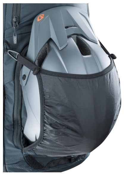 EVOC Cross Country 10L + 2L Bladder - Black